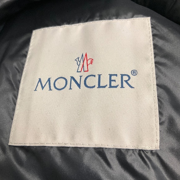 MONCLER BLACK 2023 DALLES HOODED DOWN PUFFER JACKET - Picture 4 of 8